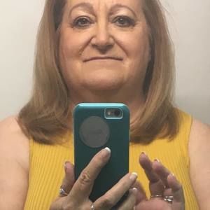 Meet your Posher, Debbie